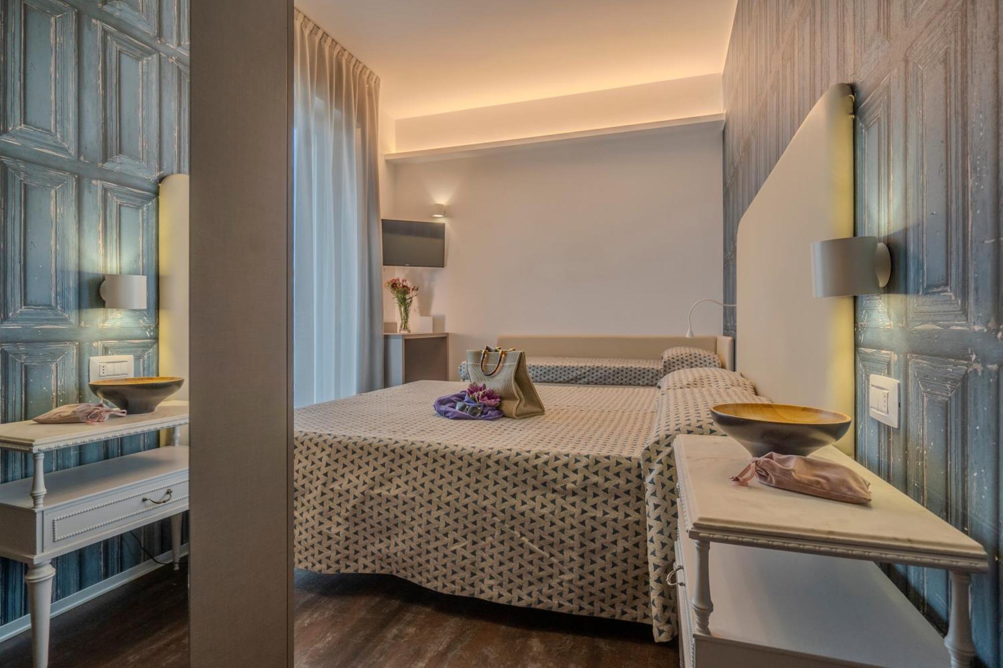 Hotel 2000 Rimini Extérieur photo