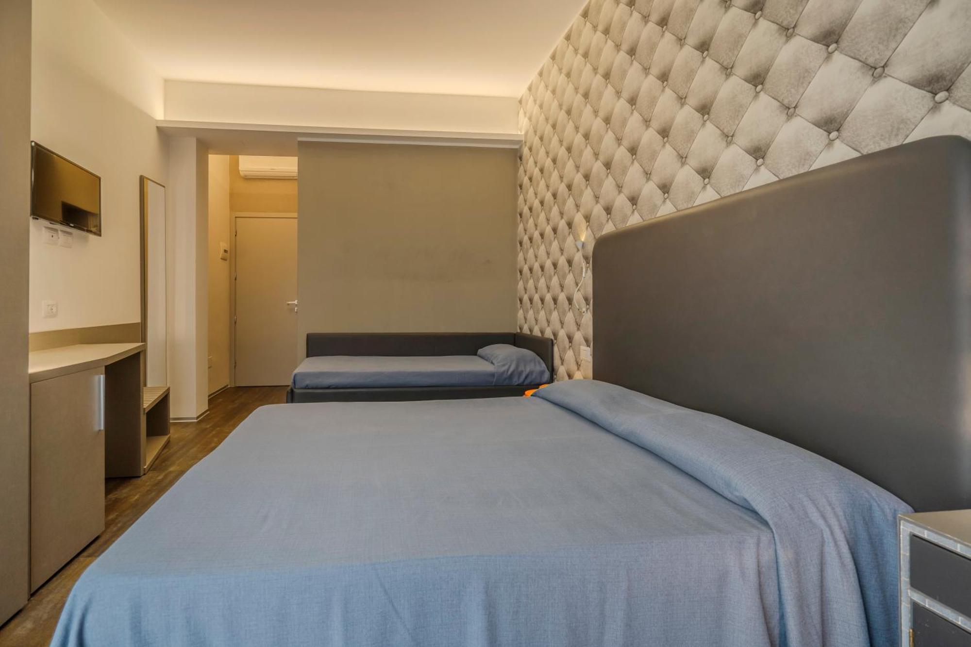 Hotel 2000 Rimini Extérieur photo