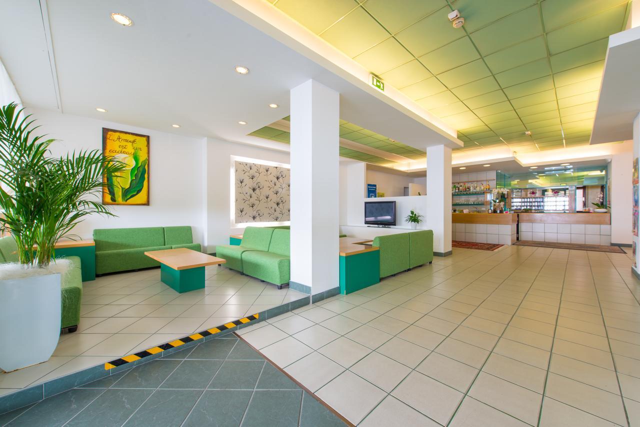 Hotel 2000 Rimini Extérieur photo
