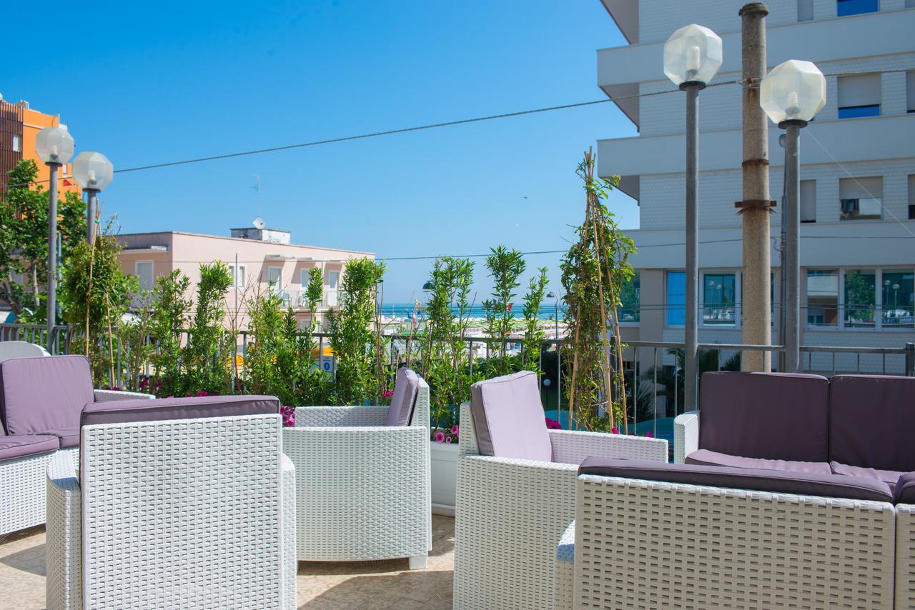 Hotel 2000 Rimini Extérieur photo